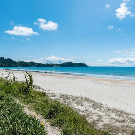 Onetangi Beach Stays Studio 2 - Coast & Country Exterior photo