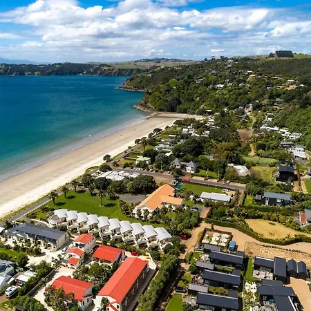 Onetangi Beach Stays Studio 2 - Coast & Country Exterior photo