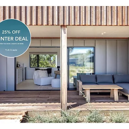 Onetangi Beach Stays Studio 2 - Coast & Country Exterior photo