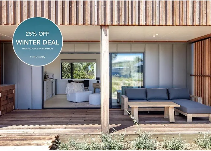 Onetangi Beach Stays Studio 2 - Coast & Country